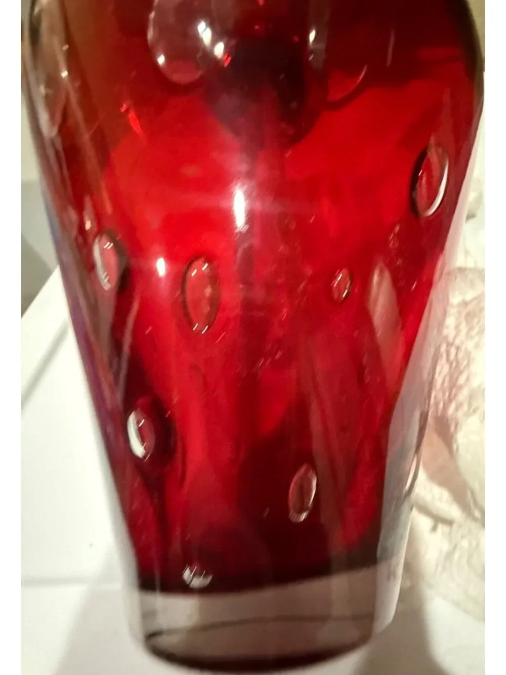 Lantern Light-Red & Gold Pineapple-Shaped Glass Vase With bubble spots 11”